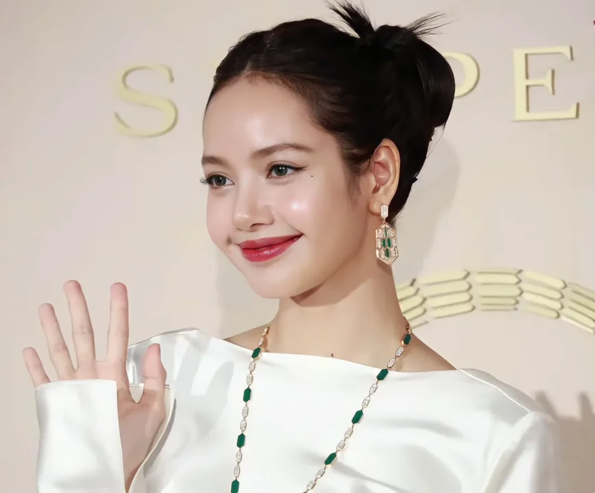 ลิซ่า · Bulgari Photo Call 2023 · ภาพที่ 4