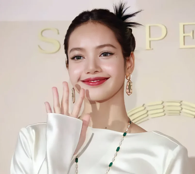 ลิซ่า · Bulgari Photo Call 2023 · ภาพที่ 5