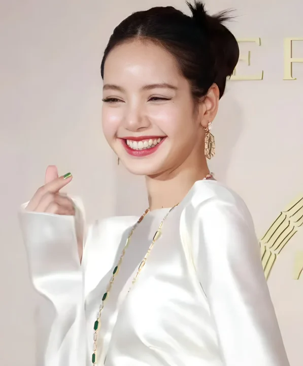 ลิซ่า · Bulgari Photo Call 2023 · ภาพที่ 3